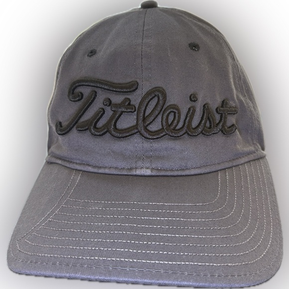 Titleist‎ Adjustable Strap Golf Cap Hat Dark Gray/Black - Picture 1 of 5